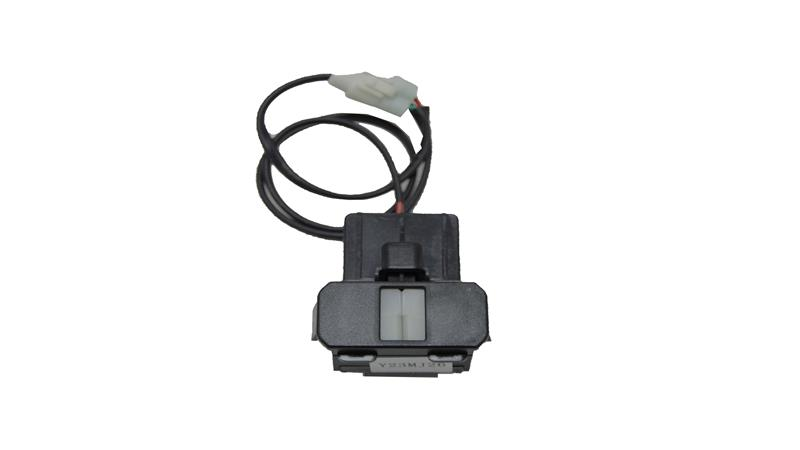 DEPO KAPAĞI ÜST PLASTİK KİLİDİ (RZ250-S)