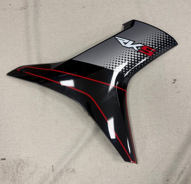 İÇ DİZLİK SAĞ SİYAH (SRK125-R)