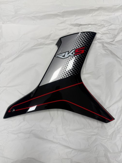 İÇ DİZLİK SAĞ KIRMIZI (SRK125-R)