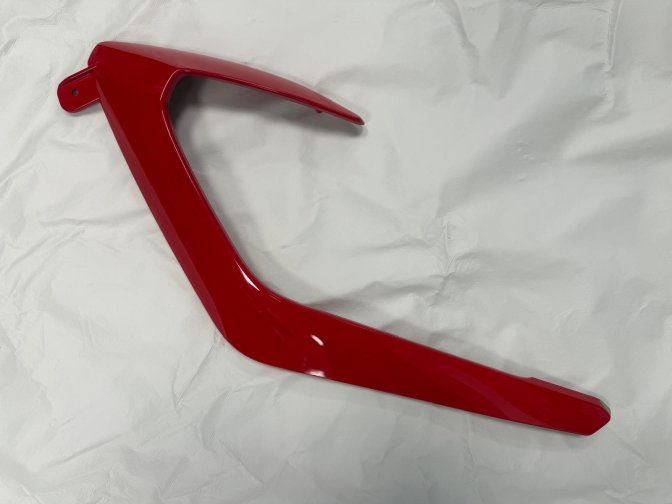 İÇ DİZLİK DEKORU SOL KIRMIZI (SRK125-R)